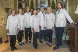 Picture of the staff at Arnold Dental.